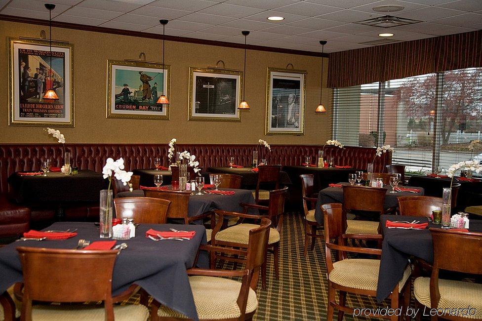 Four Points By Sheraton Cleveland Airport Экстерьер фото