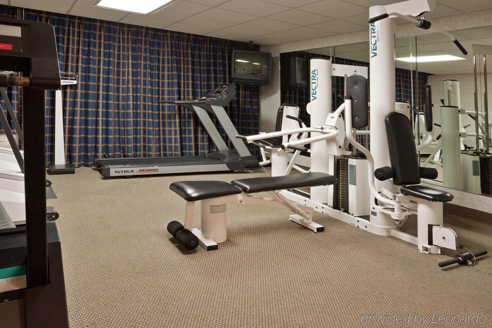 Four Points By Sheraton Cleveland Airport Экстерьер фото
