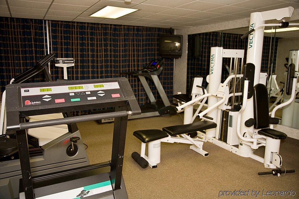 Four Points By Sheraton Cleveland Airport Экстерьер фото