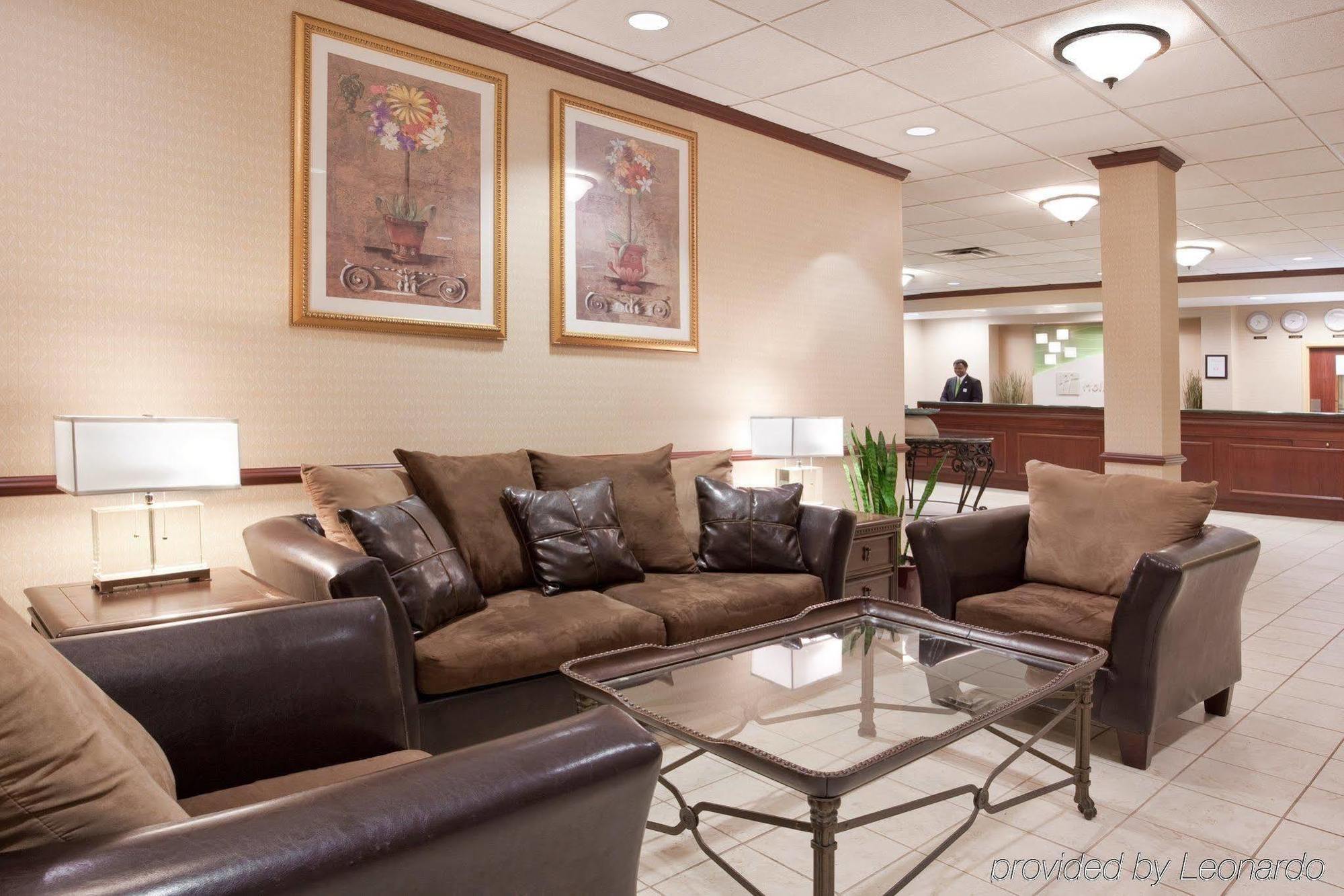 Four Points By Sheraton Cleveland Airport Экстерьер фото